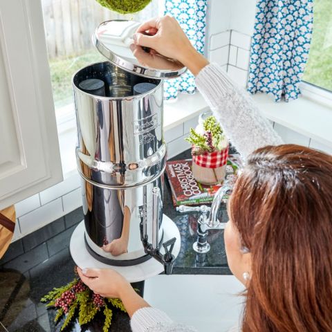 berkey-nmcl-indoor-holiday2018-e-commerce-6